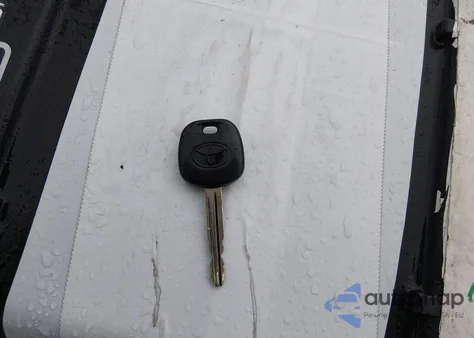 2009 Toyota Corolla z USA, uszkodzony, nr VIN 1NXBU40E19Z080118